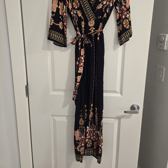 Jumpsuit XL - Picture 2 of 3